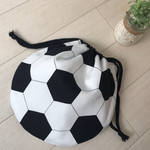 サッカー好きのための保冷ポーチ