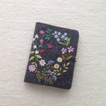 【再販×4】フェルトと刺繍のワイルドフラワーのソーイングケース 
