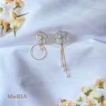アシンメトリーフラワーイヤリング𓍯 