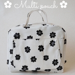 ★送料無料★ママさん＆赤ちゃん応援グッズ★おむつポーチ　白（フタポン付き）