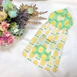 レモン柄レインポンチョ