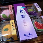 予約お盆専用　創作　和笑菓子（笑菓子）です。お線香、木製盆セット