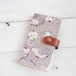  iPhone13シリーズ対応 コロコロハリネズミ手帳型スマホケース iiPhone12シリーズ/SE2/11シリーズ /iPhone8 Android対応