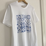 いろんなタイルシーズーTシャツ