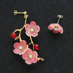 紅梅のピアス＆イヤリング