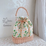 夏のお出かけに持ちたい 〜オーバル巾着かごバッグ〜【マーガレット・ホワイト】2way・3wayにもなるかごポシェット