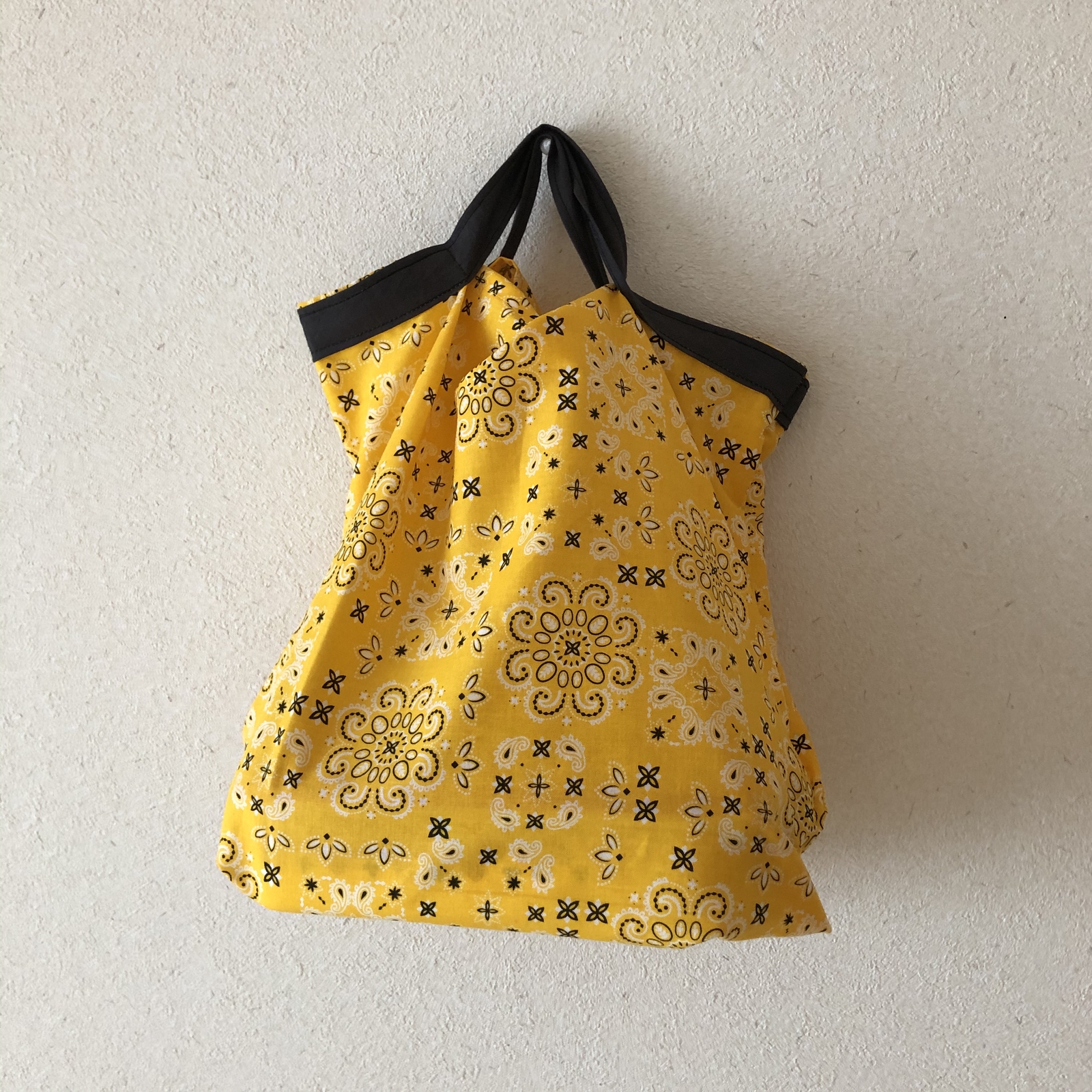 バンダナ バッグのハンドメイド 手作り通販 Minne 日本最大級のハンドメイドサイト