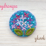フェルト刺繍　あじさいのブローチ