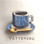 コーヒーカップのブローチ