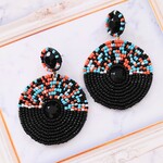 ボヘミアンな刺繍ビーズの大ぶりピアス