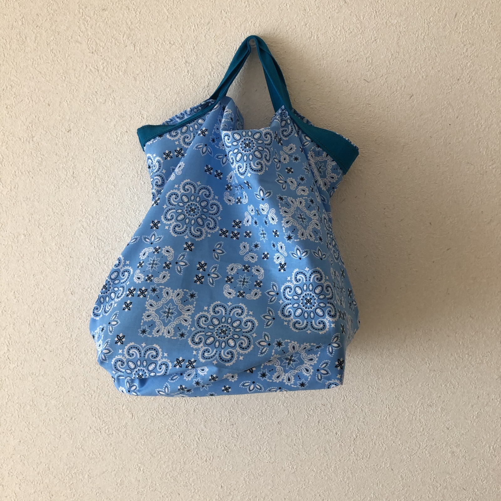バンダナ バッグのハンドメイド 手作り通販 Minne 日本最大級のハンドメイドサイト