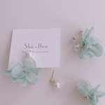 ◯シアーミントflowerキャッチピアス/イヤリング　ラッピング対応