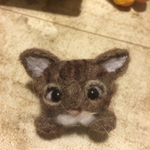トラ猫ちゃん♪羊毛フェルトブローチ