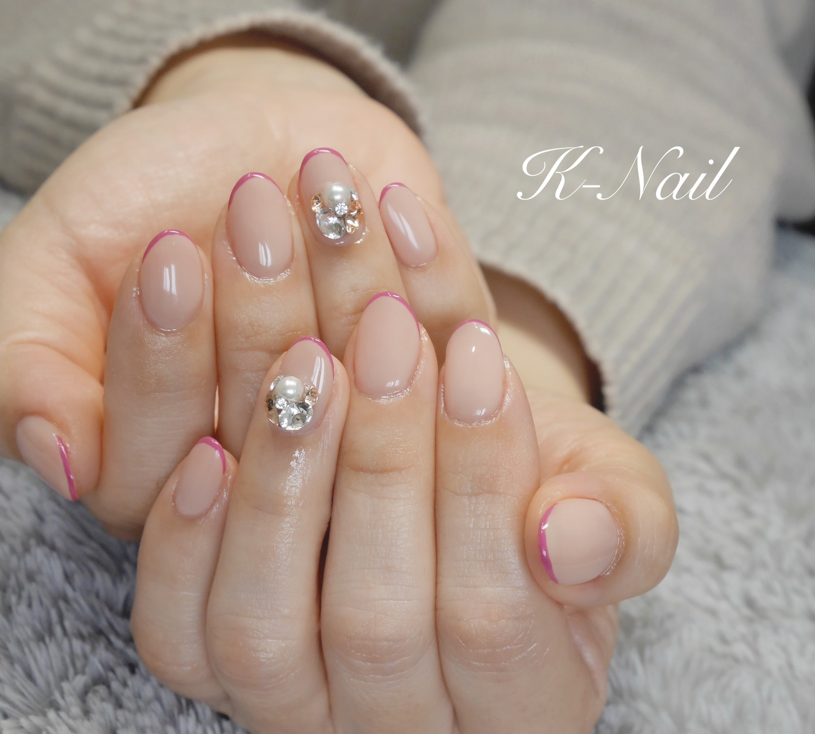 ピンクビジュー ×フレンチネイルチップ ピンク×レース×ビジュー ネイルチップ | iichi 日々の暮らしを