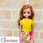 【Chocomo工房開設記念　特別価格】リカちゃん　服　2点セット　黄色トップスと大きなピンクの花柄模様スカート