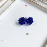 キラッと小さな薔薇✴︎ピアス✴︎ブルー