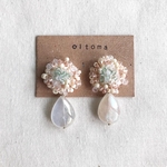 【NEW】ほんのりピンク系咲き始め紫陽花ビーズ刺繍＋大きな雫ゆらゆらイヤリング/ノンホールピアス/ピアス　⁂お花　⁂紫陽花　⁂しずく　⁂雨粒　⁂アジサイ