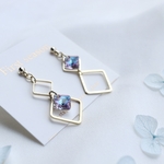 紫陽花色　SWAROVSKIスクエア　ピアス・イヤリング　あじさい　アジサイ