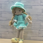 ドールちゃん　人形　飾り　女の子