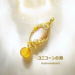 サンムーンストーン&ビーズペンダント（ワイヤージュエリー☆ワイヤーアクセサリー☆ワイヤーラッピング天然石ネックレス☆KuthumistyleⓇ☆クツミスタイル）