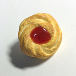 ジャム乗せ絞り出しクッキーのブローチ
