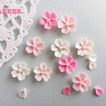桜のピアス