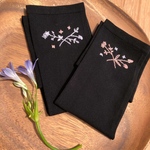 手縫い刺繍＊〜左右柄違いアームカバー〜simple ボタニカル
