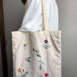 ボタニカル刺しゅうのショルダー
