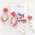 ローズビジュー 雫 × 3連パール《ピアス/イヤリング》