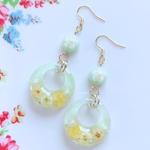 ライトグリーンカラー＊フラワーピアス/イヤリング♡