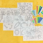 知育玩具　シール貼り台紙3