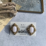 イギリス輸入 ボタンピアス