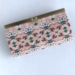 花より木の実！　文鎮口金の長財布