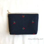 刺繍＊さくらんぼのポーチ