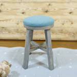 くすみカラーの（ウォッシュブルー）スツール