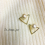 ［再販］トライアングルパールピアス