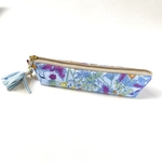 SummerSale10%off🌺8/1 20時start【petale tissu】ブルーの花柄ラミネートミニペンケース