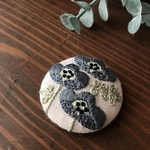 【ブローチorヘアゴムorパッチンピンorポニーフック】ネモフィラ刺繍　さくら