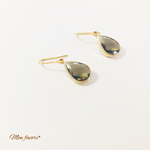スモーキーグレー ドロップピアス
