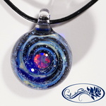 【Yasuda Glass】 ガラスの小宇宙 レインボーオパール ペンダント　No.RM1254S