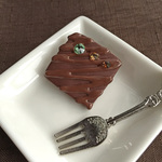 粒チョコのブローチ スクエア◇ミント