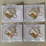 袋入り金魚 ピアス　片耳分
