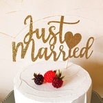 ケーキトッパー Just Married 結婚 結婚式 飾り 受付 室内装飾 前撮り 演出 アイテム ケーキデコレーション 紙製 ペーパーアイテム