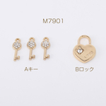 M7901-B  18個  メタルチャーム ラインストーンチャーム キー/ロックチャーム 1カン ゴールド 3×（6ヶ）