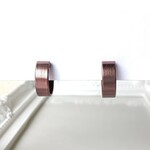 【再販×4】〈痛くない〉ココアブラウンフラットリングイヤリング・フェイクピアス〈直径約14㎜、幅約5㎜〉(両耳用)(手で調節可能)(両端を曲げるタイプ)管理No.1441