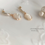 ☆チタンピアス☆清楚なホワイトシェルピアス♪♪