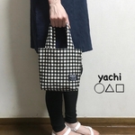 人気のマットチェックのランチバッグ❤️お散歩バッグ❤️お弁当バッグ　ワッペン付き