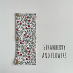 【受注製作】strawberry and flower 水筒肩紐カバー 
