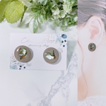 大人可愛いグレージュのワンポイントピアス/イヤリング