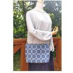 送料込 ショルダー紐付き ミナペルホネン  伊勢丹イベント タンバリン ブルー 30cmファスナーポシェット♪